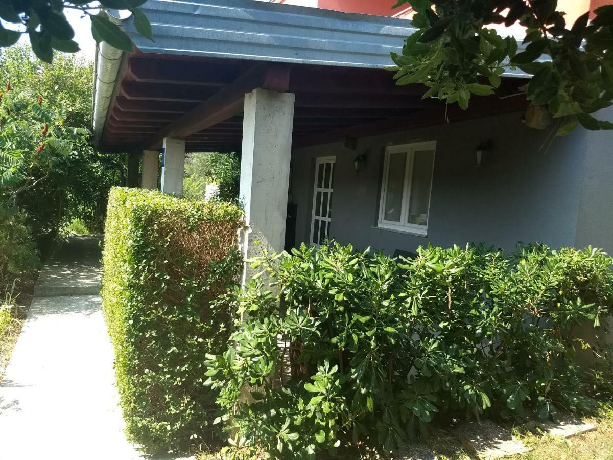 Apartman Tariba Supetarska Draga Ngoại thất bức ảnh